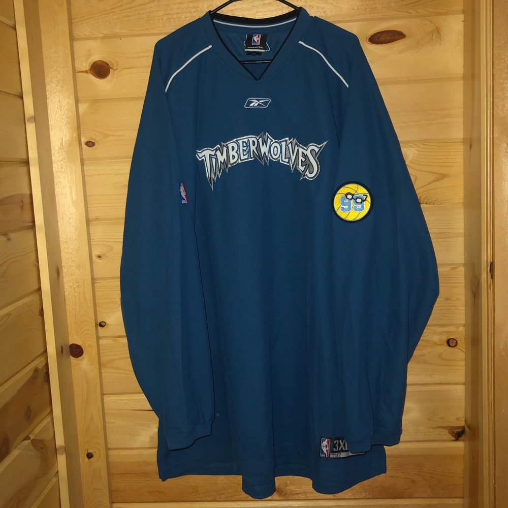 Tskitishvili Timberwolves Mikan Warmup
